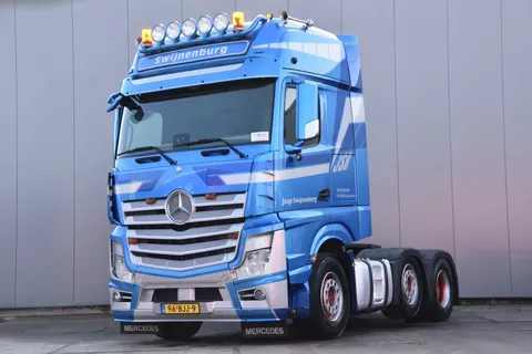 Mercedes-Benz Actros 2545 6x2 - NEW TACHO - AIRCO - CAB HEATER - DIFF. LOCK - 2 BEDS - TOP CONDITION -