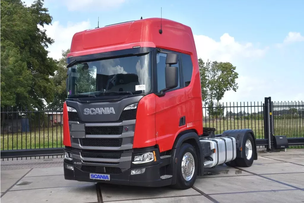 Scania R R450 NGS 4x2 - ADR FL - RETARDER - 782 TKM - PTO - PARK. AIRCO - 4 POINT AIR SUSPENSION - ALCOA'S - LED LIGHTS -
