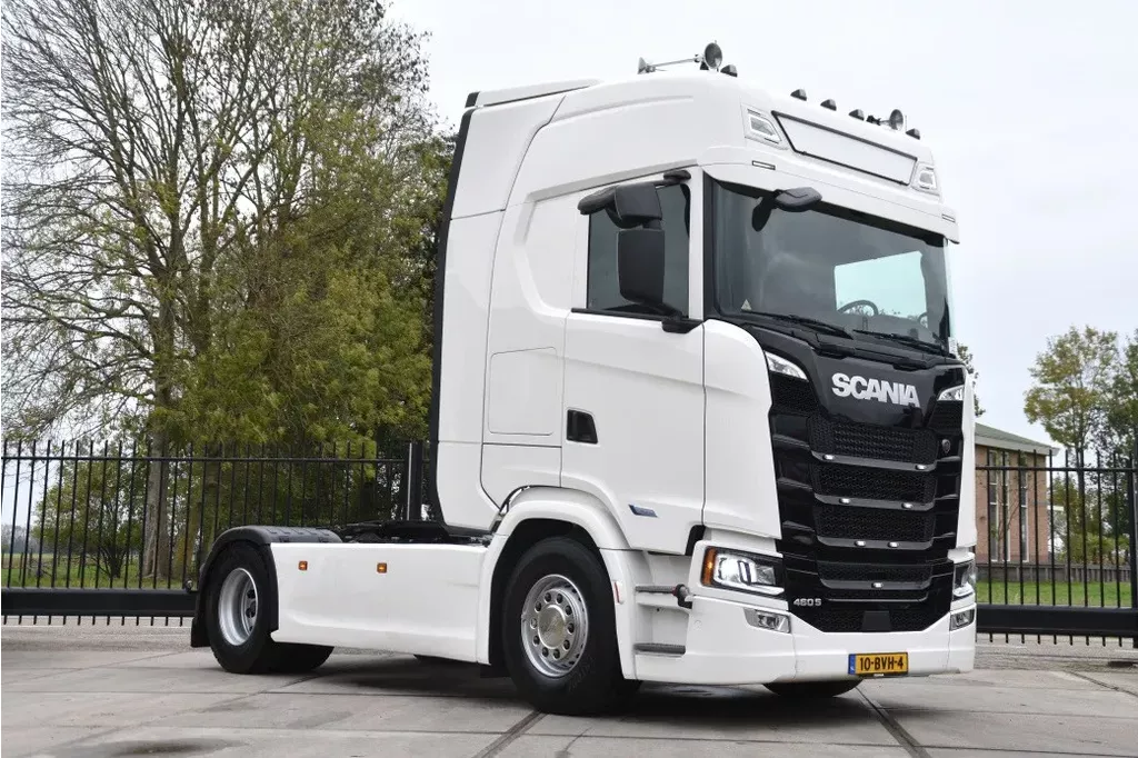 Scania S S460 NGS 4x2NB - ONLY 104 TKM - FULL AIR - PARK. AIRCO - LEATHER SEATS - 2 x FUEL TANKS - LED LIGHTS - EXCELLENT CONDITION -