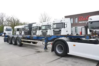 Renders - BPW AXLES - LIFT AXLE - DRUM BRAKES - EXTENDABLE REAR -