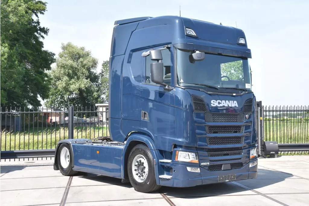 Scania S S450 NGS 4x2NB - FULL AIR - RETARDER - ACC - PARK. AIRCO - 2 x FUEL TANKS - TOP CONDITION -