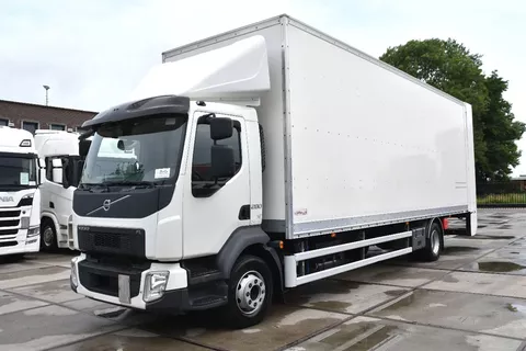 Volvo FL 280 4x2 + BOX - 294 TKM - AIRCO - DOUBLE CARGOFLOOR - ELEVATOR - REMOTE CONTROL - CAMERA -