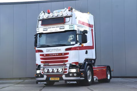 Scania R R520 V8 TL V8 4x2 - NEW TACHO - RETARDER - SPECIAL INTERIOR - PARK. AIRCO - HYDRAULICS/COMPRESSOR - ALCOA'S - XENON -