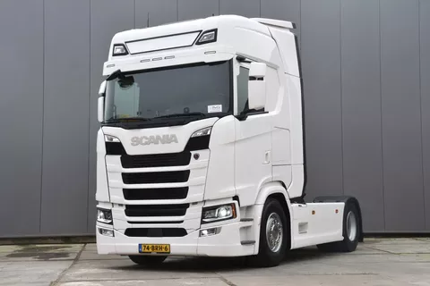 Scania S S450 NGS 4x2 - RETARDER - PARK. AIRCO - NAVI - LEATHER SEATS - 2 x FUEL TANKS - LED -